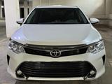 Toyota Camry 2016 года за 8 500 000 тг. в Атырау