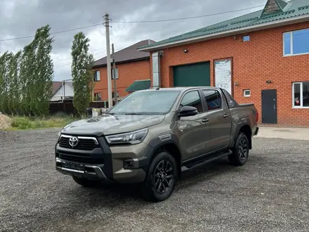Toyota Hilux 2025 года за 28 500 000 тг. в Актобе – фото 5