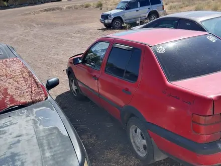 Volkswagen Vento 1993 года за 800 000 тг. в Талдыкорган – фото 2