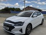 Hyundai Elantra 2019 года за 7 700 000 тг. в Атырау – фото 2