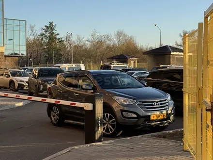 Hyundai Santa Fe 2012 года за 9 000 000 тг. в Караганда – фото 9