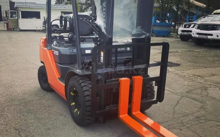 Toyota  02-8FGL25 2016 года за 9 700 000 тг. в Алматы