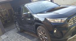 Toyota RAV4 2019 года за 14 300 000 тг. в Уральск – фото 3