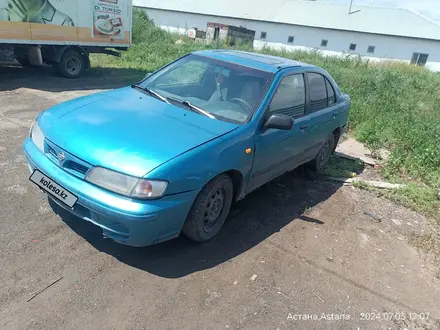 Nissan Almera 1996 года за 1 050 000 тг. в Астана – фото 2
