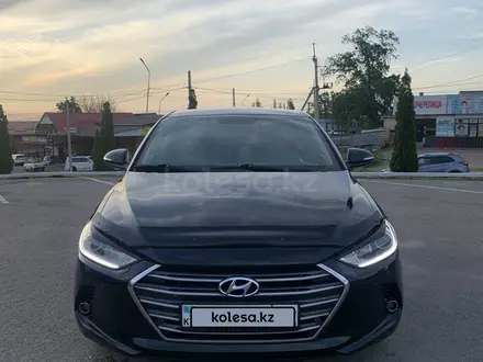 Hyundai Elantra 2018 года за 8 500 000 тг. в Алматы – фото 2