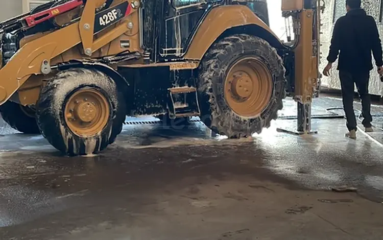 Caterpillar  cat -428f2 2018 года за 34 000 000 тг. в Астана