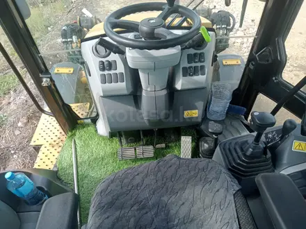 Caterpillar  cat -428f2 2018 года за 34 000 000 тг. в Астана – фото 8