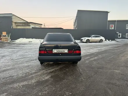 Mercedes-Benz E 230 1991 года за 2 350 000 тг. в Костанай – фото 6