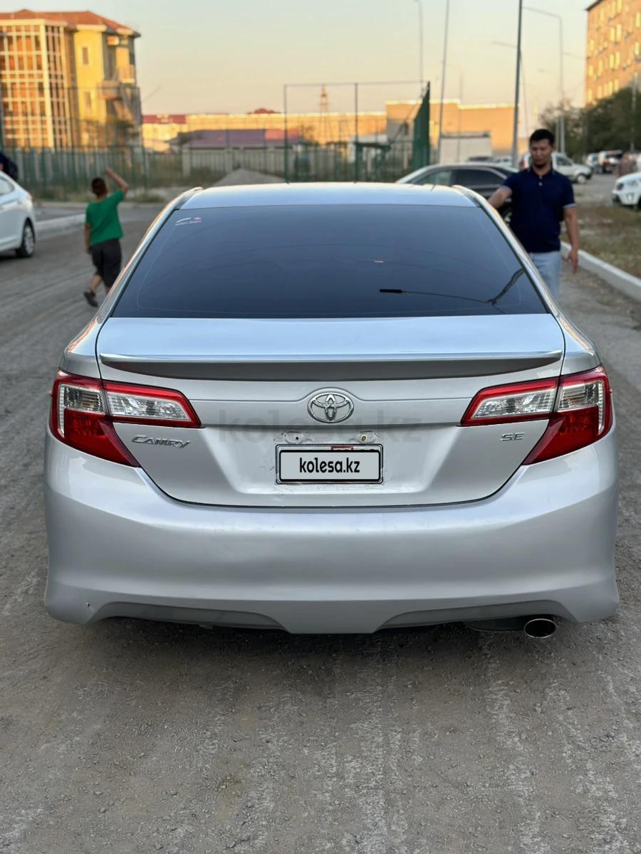 Toyota Camry 2013 г.