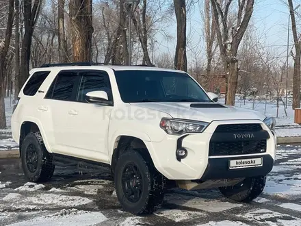 Toyota 4Runner 2019 года за 22 200 000 тг. в Алматы