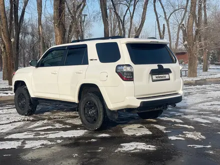 Toyota 4Runner 2019 года за 22 200 000 тг. в Алматы – фото 5