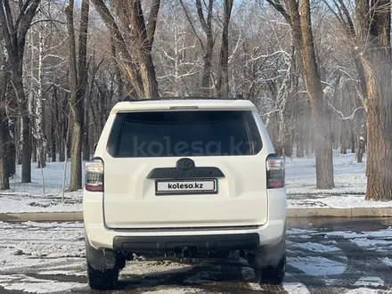 Toyota 4Runner 2019 года за 22 200 000 тг. в Алматы – фото 6