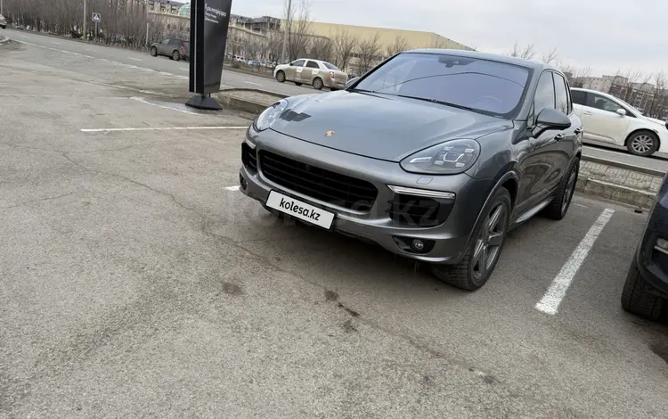 Porsche Cayenne 2017 годаfor25 000 000 тг. в Атырау