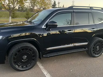Переделка LC 200 рестайлинг Land Cruiser 300 за 1 250 000 тг. в Атырау – фото 14