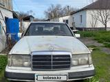 Mercedes-Benz E 230 1989 года за 650 000 тг. в Алматы