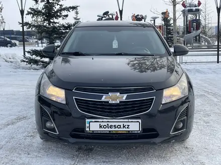 Chevrolet Cruze 2013 года за 3 700 000 тг. в Караганда – фото 2