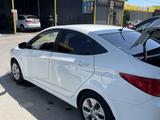 Hyundai Solaris 2015 года за 5 600 000 тг. в Шымкент – фото 3