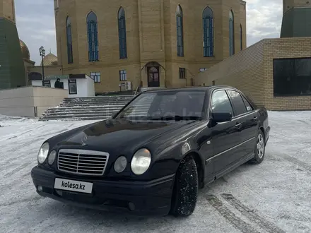 Mercedes-Benz E 280 1997 года за 4 500 000 тг. в Семей – фото 2