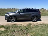 Toyota Highlander 2017 годаүшін16 500 000 тг. в Астана – фото 5