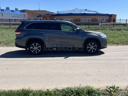 Toyota Highlander 2017 года за 16 500 000 тг. в Астана – фото 9