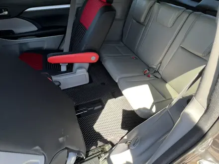 Toyota Highlander 2017 года за 16 500 000 тг. в Астана – фото 18