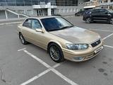 Toyota Camry 2000 года за 3 900 000 тг. в Астана