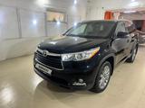 Toyota Highlander 2015 года за 8 000 000 тг. в Актобе