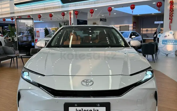 Toyota Camry 2024 года за 12 300 000 тг. в Алматы