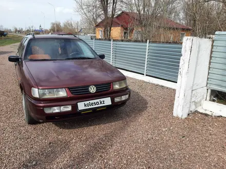 Volkswagen Passat 1994 года за 1 640 000 тг. в Астана – фото 2