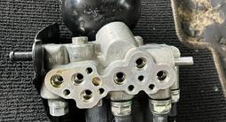 БЛОК КЛАПАНОВ ГИДРОПОДВЕСКИ W221 за 320 000 тг. в Алматы – фото 2