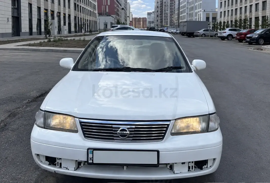 Nissan Sunny, 1999
