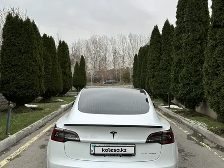 Tesla Model 3 2019 года за 13 500 000 тг. в Алматы – фото 5