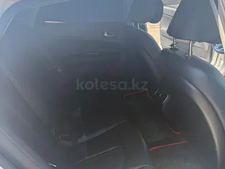 Kia K5 2021 года за 8 800 000 тг. в Алматы – фото 2