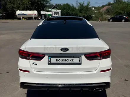 Kia K5 2021 года за 8 800 000 тг. в Алматы – фото 5