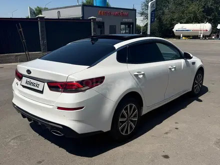 Kia K5 2021 года за 8 800 000 тг. в Алматы – фото 6