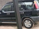 Honda CR-V 1998 года за 3 500 000 тг. в Алматы – фото 4