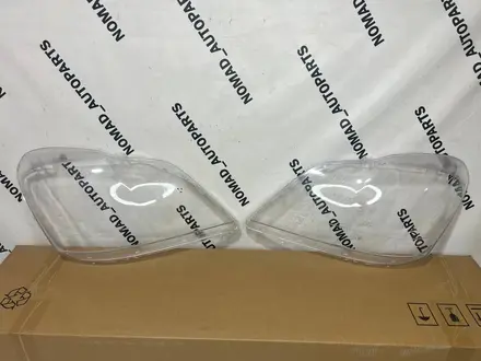 Стекло фары на Mercedes GL 164 2009-12 за 18 000 тг. в Алматы