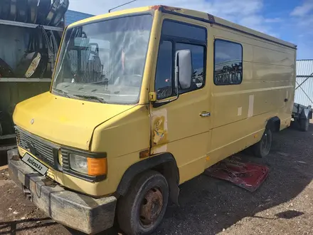 Mercedes-Benz  Vario 1993 года за 700 000 тг. в Астана