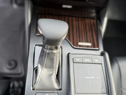 Lexus ES 350 2020 года за 24 300 000 тг. в Шымкент – фото 16