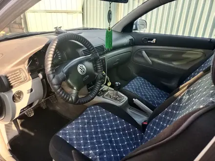 Volkswagen Passat 1997 года за 1 800 000 тг. в Уральск – фото 6