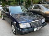 Mercedes-Benz E 220 1995 годаfor2 000 000 тг. в Тараз