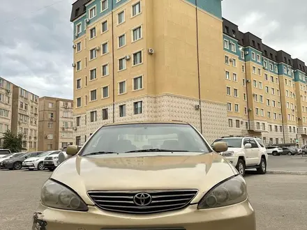 Toyota Camry 2004 года за 3 100 000 тг. в Актау – фото 5