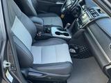 Toyota Camry 2013 годаүшін5 750 000 тг. в Актобе – фото 5