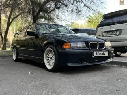 BMW 325 1992 года за 2 400 000 тг. в Алматы – фото 2