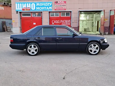 Mercedes-Benz E 280 1995 годаүшін3 200 000 тг. в Алматы – фото 17