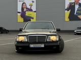 Mercedes-Benz E 400 1991 годаүшін3 500 000 тг. в Актобе – фото 2