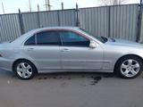 Mercedes-Benz C 200 2001 годаүшін3 200 000 тг. в Кокшетау – фото 4