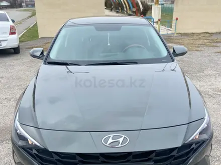 Hyundai Elantra 2023 года за 9 999 000 тг. в Шымкент