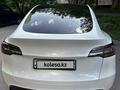 Tesla Model Y 2021 года за 12 000 000 тг. в Алматы – фото 2