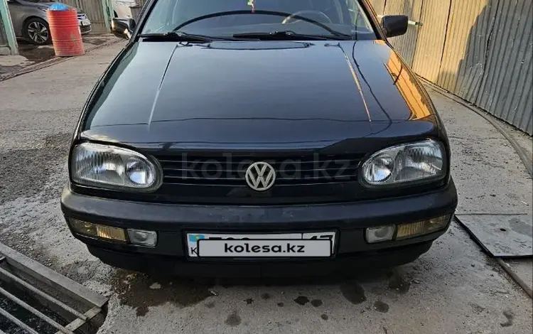 Volkswagen Golf 1995 годаүшін1 800 000 тг. в Шымкент